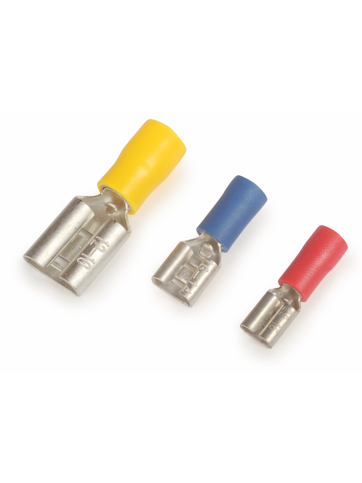 AFH-1,5/6,3 Izoliuotas kištukinis lizdas 1,5mm², raudonas (100vnt.)