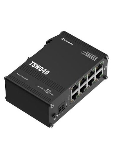 TELTONIKA prievadų industrinis nevaldomas komutatorius TSW040